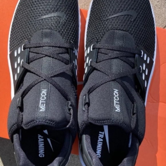 Brand New Nike Free Metcon 2 Men's Black/White AQ8306 Size 8 - Picture 2 of 3
